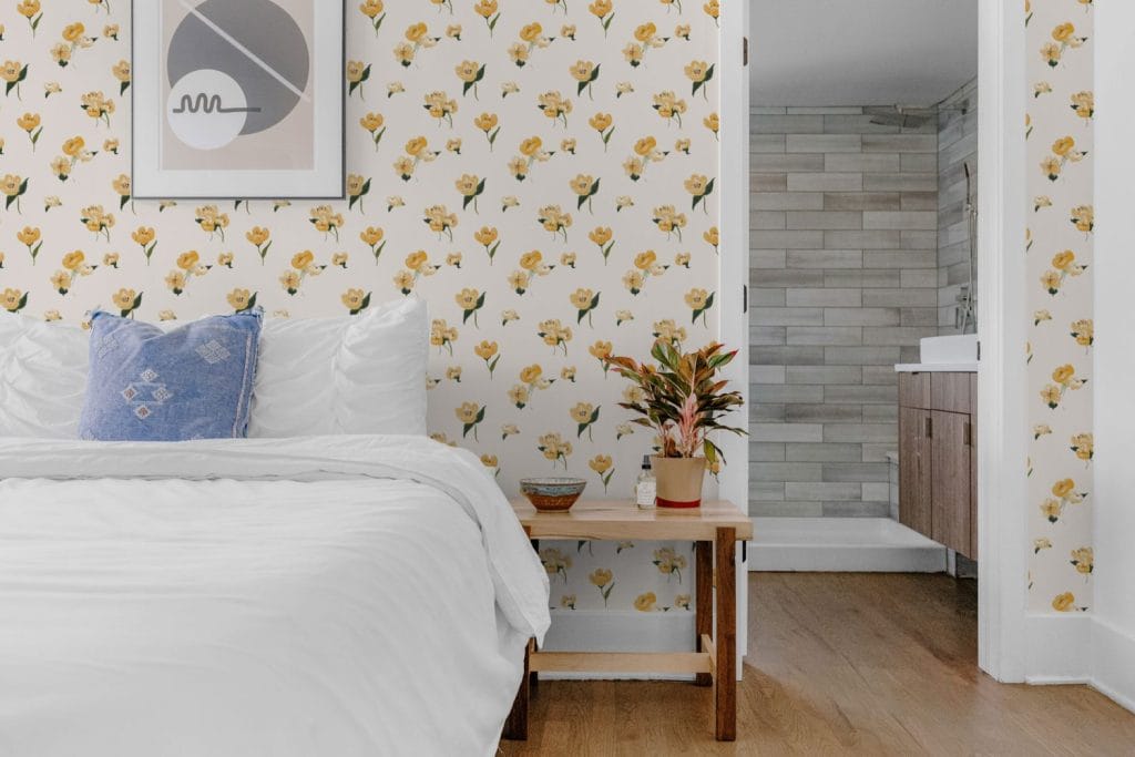 Yellow Buttercup flower wallpaper